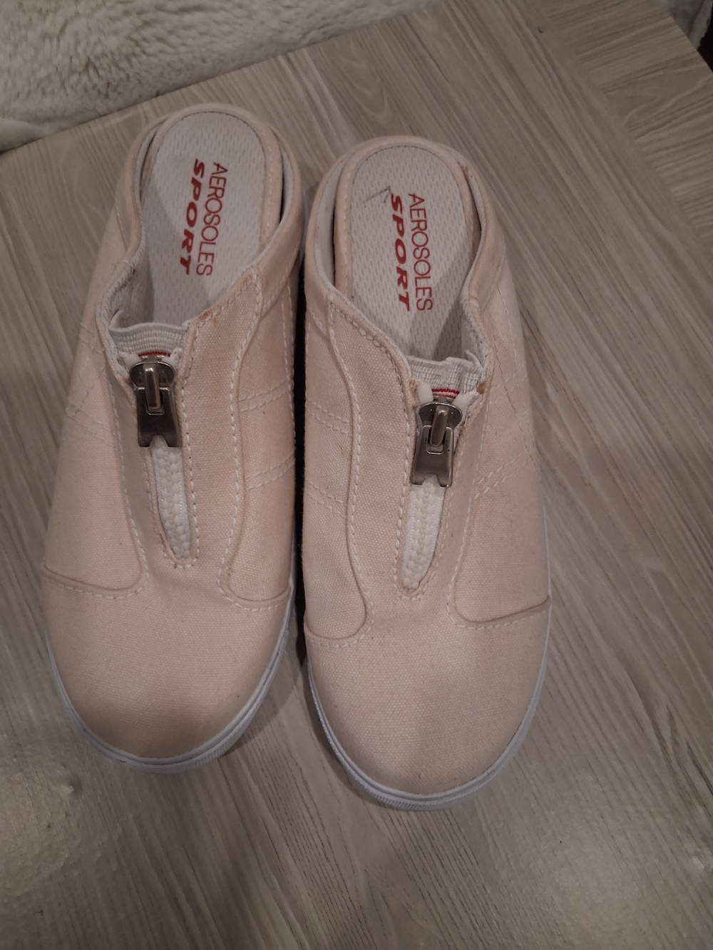 Aerosoles Sport Zip Sneakers in Pink